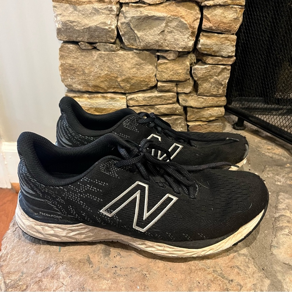 New Balance Men’s 880 Running Shoes